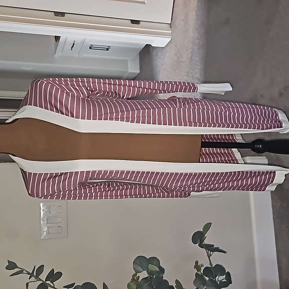 MAGIC FIT - mauve striped cardigan size small - Picture 1 of 5